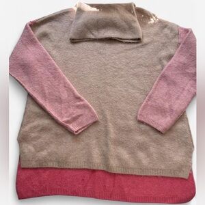 Versona women’s L pink/beige colorblock turtleneck winter long sleeve sweater